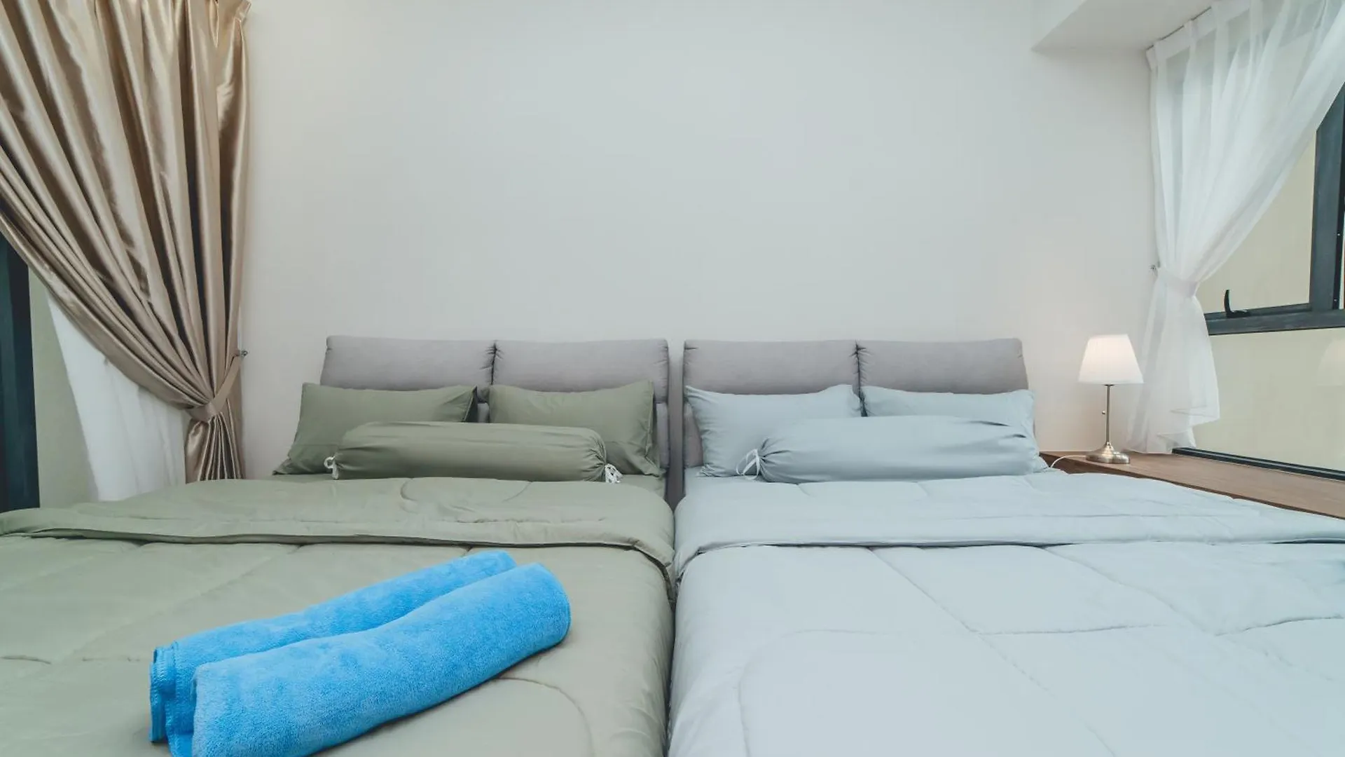 Danga Bay Coastal Haven 3Br 8Pax W 3Balcony By Our Stay Johor Bahru Apartament
